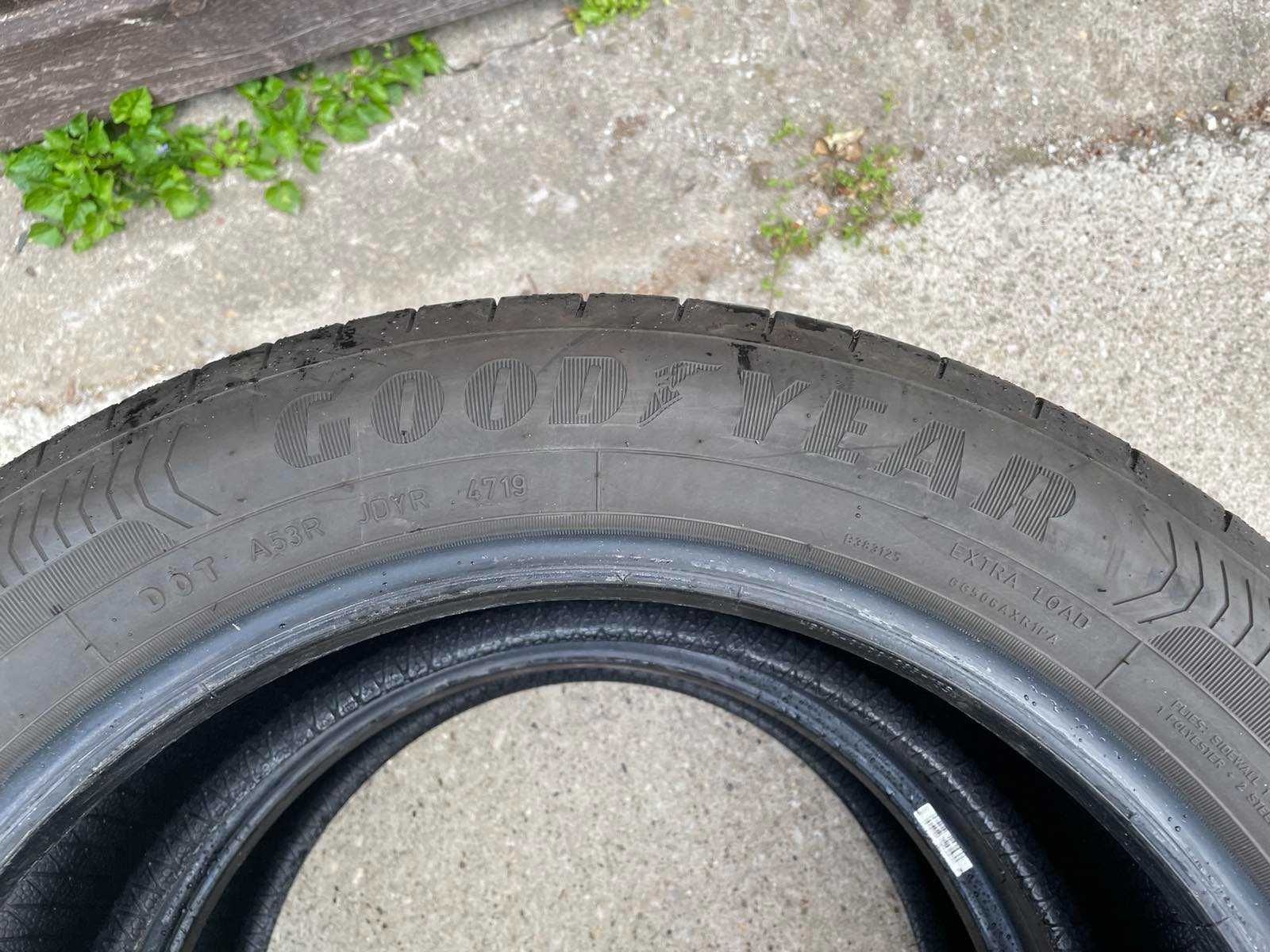 2бр летни гуми GOODYEAR 215/55/17 dot4719 | 5mm