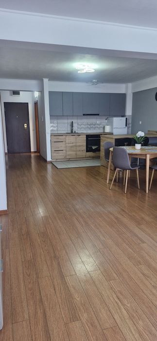 Închiriez Apartament cu 2 camere in LUCEAFĂRUL Oradea langa Hotel RAMA