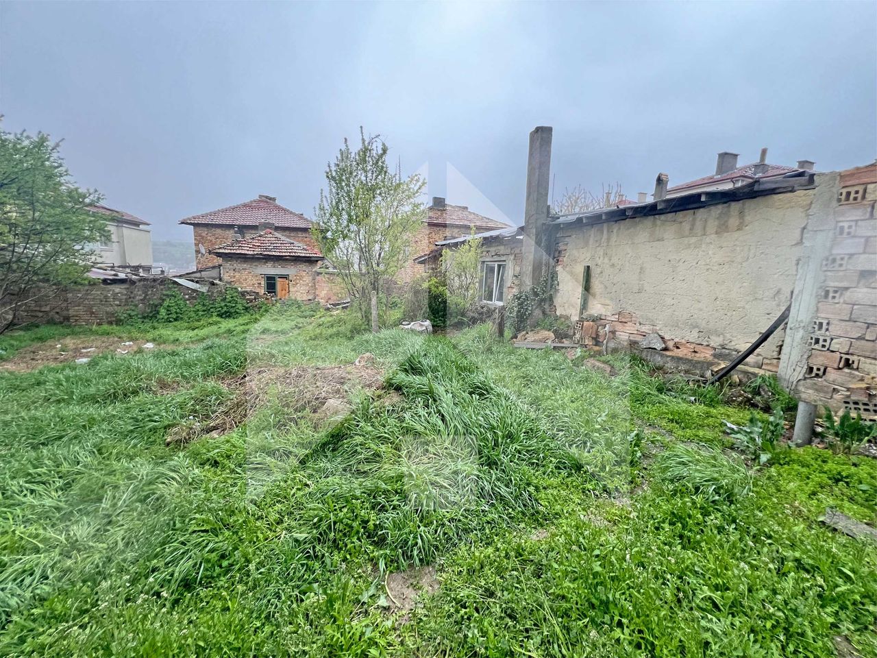 Продава се Етаж от къща в Нови пазар - 85 кв.м за 360 €/кв.м - Снимка #21