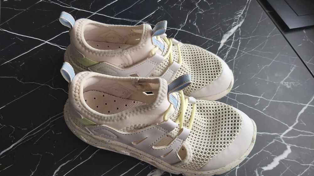 Adidași Decathlon nr.31