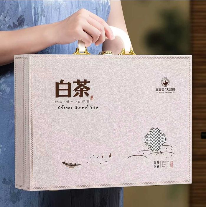 Китайский  императорский чай Белый Пион в подарочном каробке