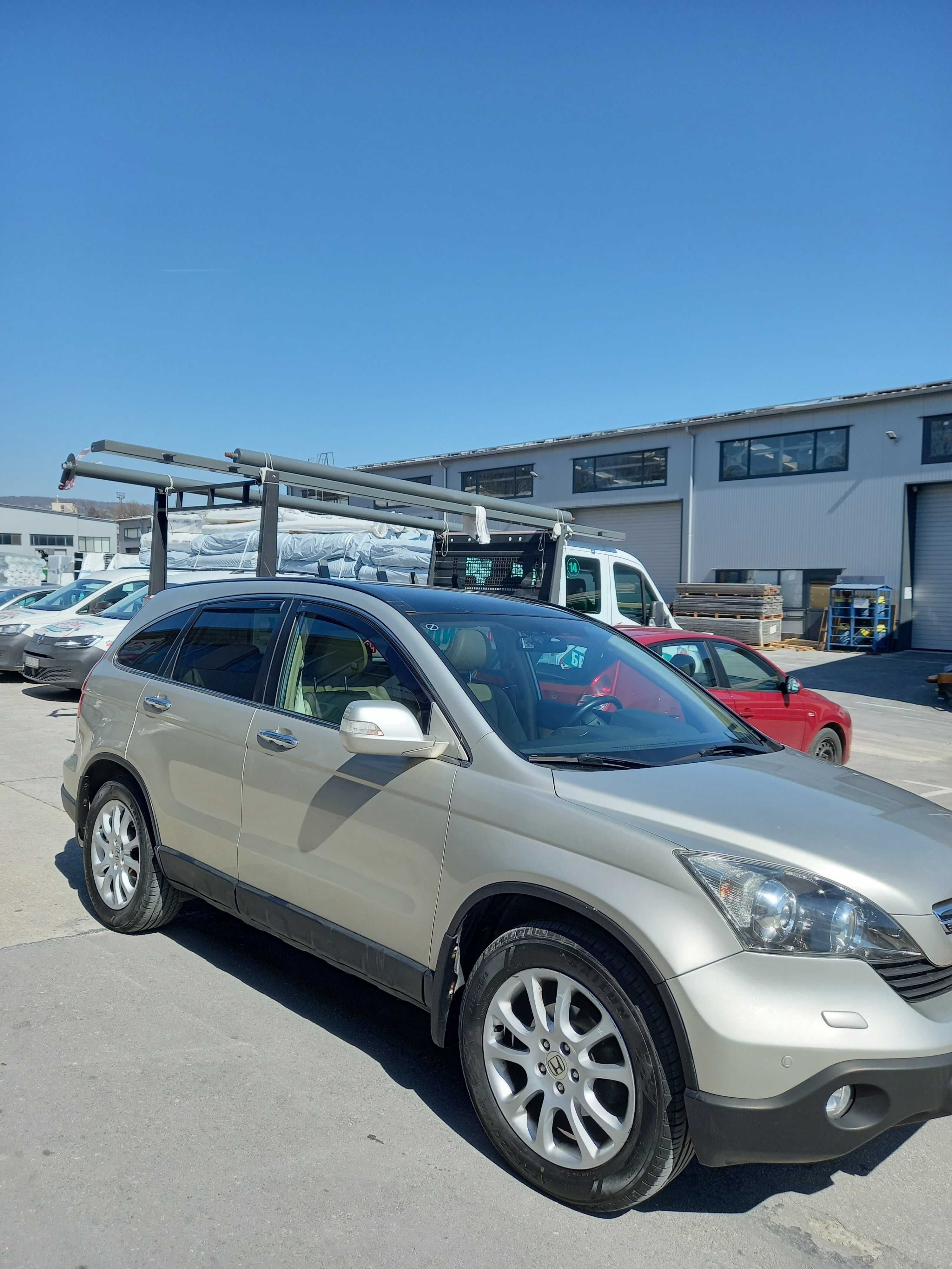 Продавам Honda CRV
