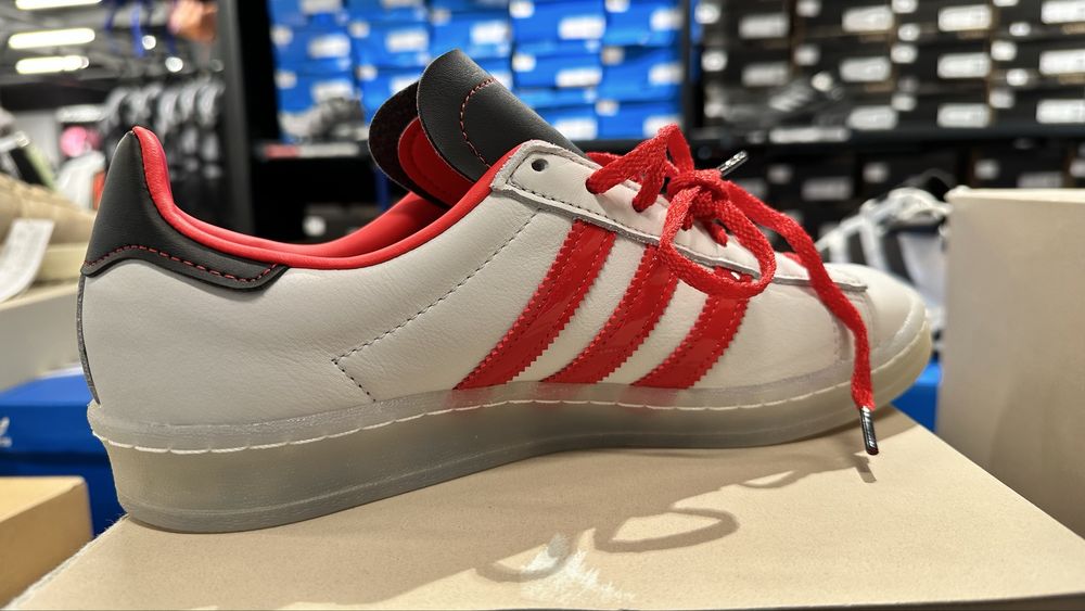Adidas Campus Howlin Rays originali , noi la cutie ( marime 42 )