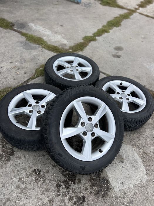 Джанти  AUDI със зимни гуми Pirelli 205/55/16 DOT19 .