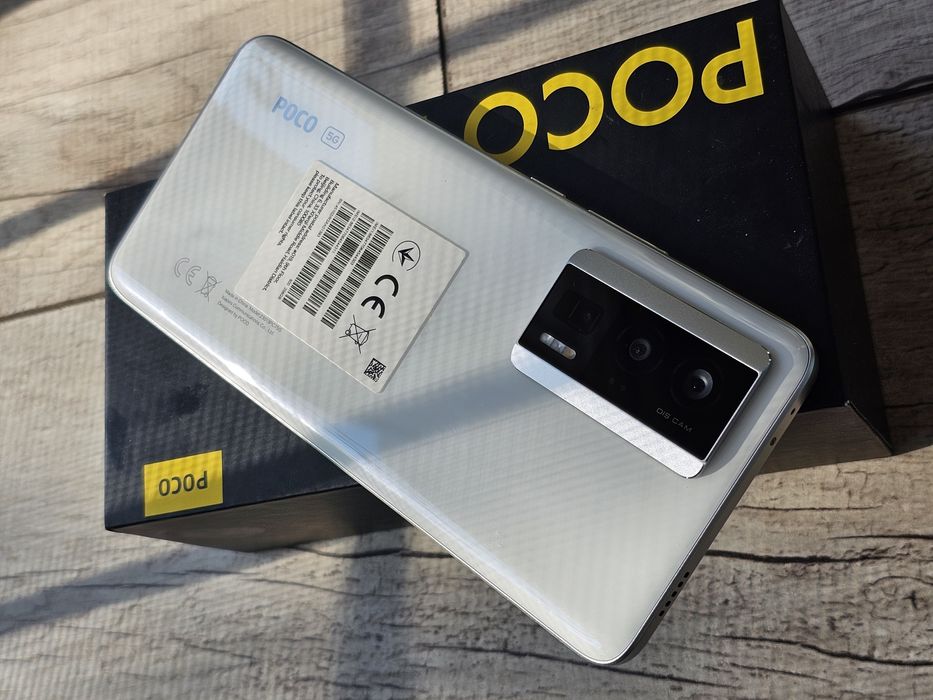 Poco F5 Pro 256 gb Ram 12 5G полный комплект