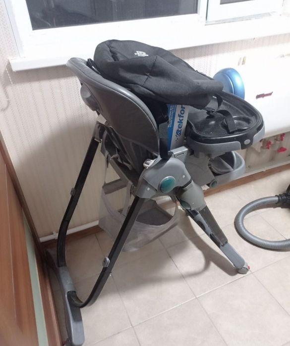 Стульчик для кормления.