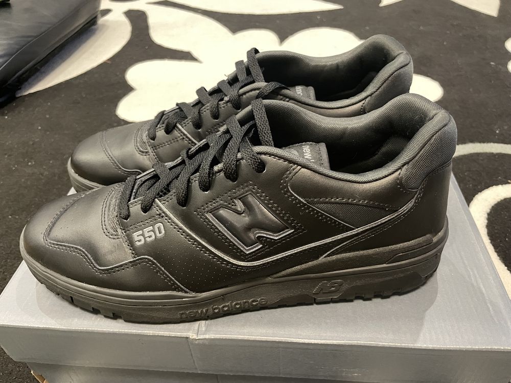 New balance 550 Triple Black номер 47,5