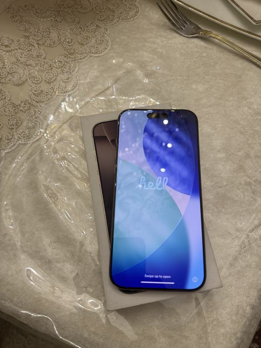 Iphone 16 pro max Desert