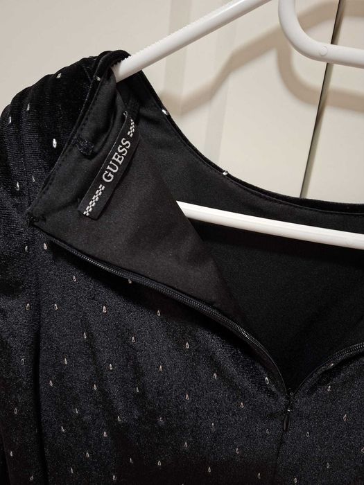 Rochie GUESS Eleganta din catifea - S