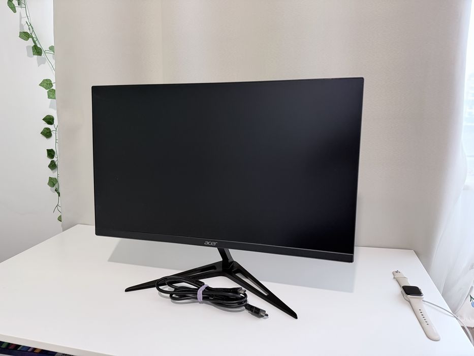 Acer RG241Y P – 24" IPS, 165 Hz, 1ms – отлично състояние