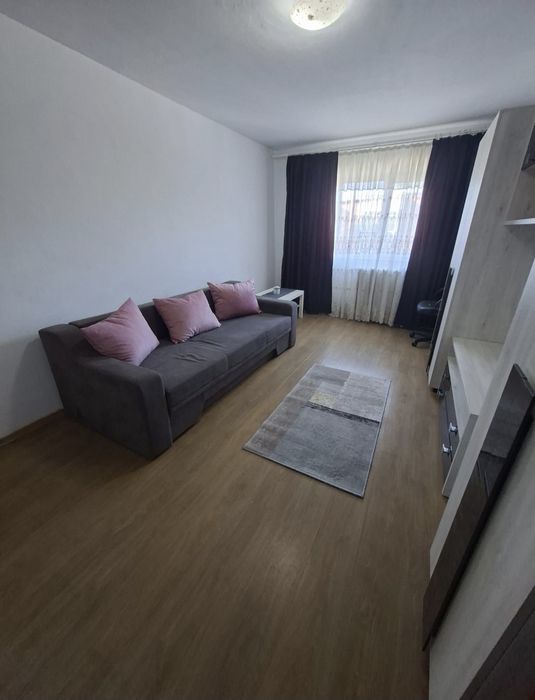 Ap 2 cam D MOBILAT și utilat Podul de Fier