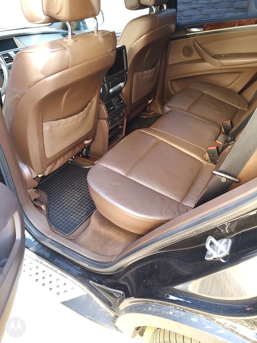 Vând BMW X5 xdrive