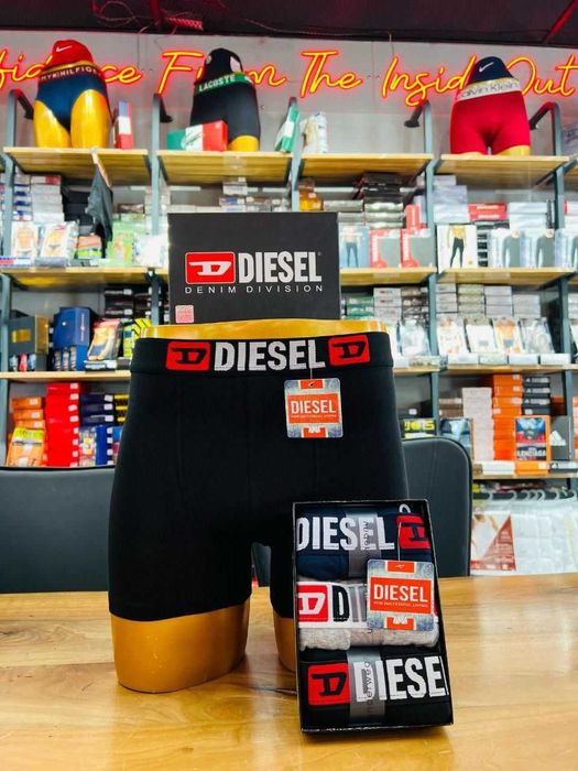 Vind  boxeri Premium modele  2025  ARMANI  DIESEL  BALENCIAGA  CHANEL