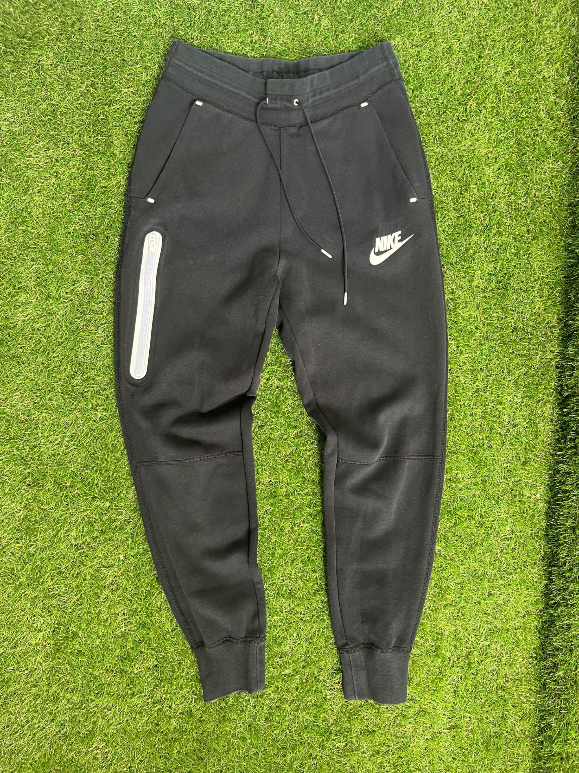 Дамски екип : NIKE XS