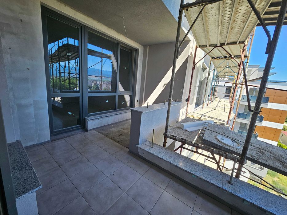 Продава се Двустаен апартамент в Пловдив, Остромила - 82 кв.м за 915 €/кв.м - Снимка #8