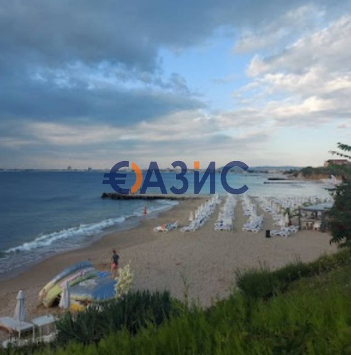 Продава се Тристаен апартамент в Свети Влас - 148 кв.м за 1793 €/кв.м - Снимка #8