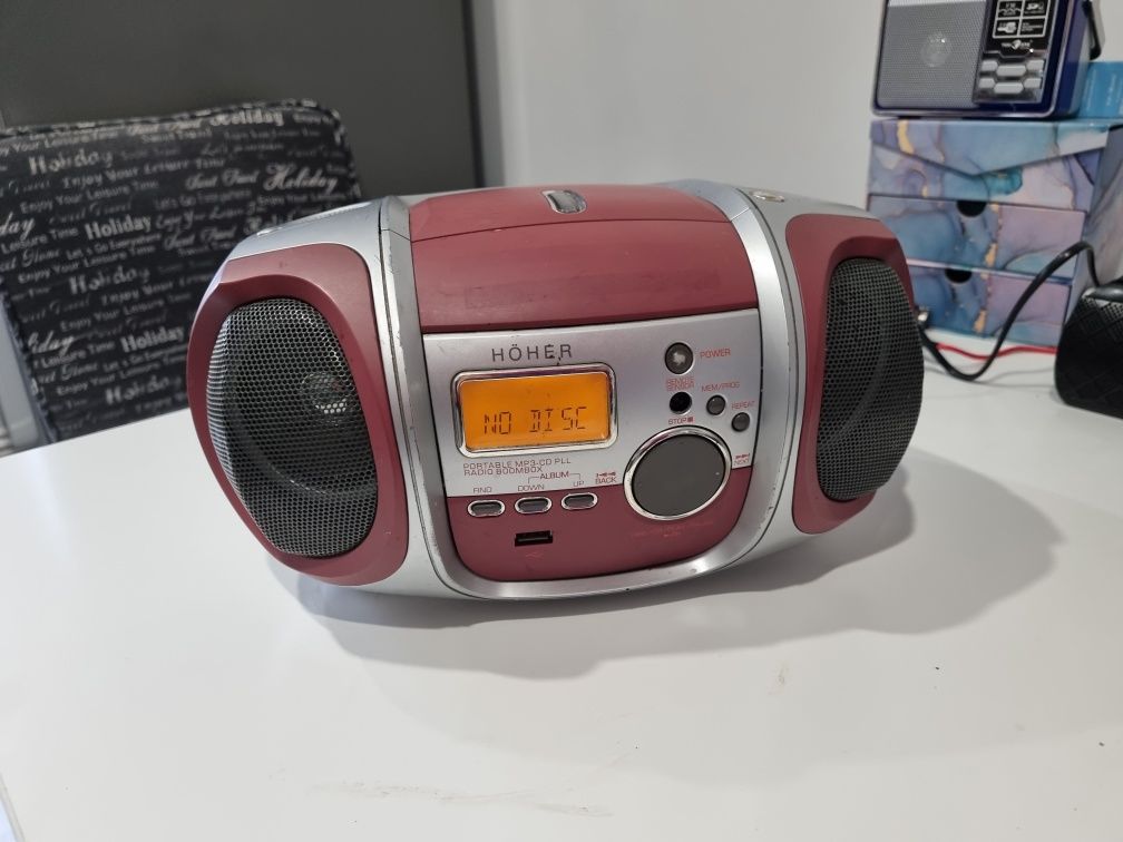 Radio  CD cu USB