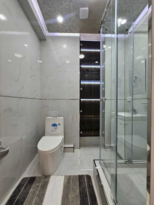 Продам 2-х комнатную с ремонтом.Чиланзар Ц квартал.Метро М.Улугбек