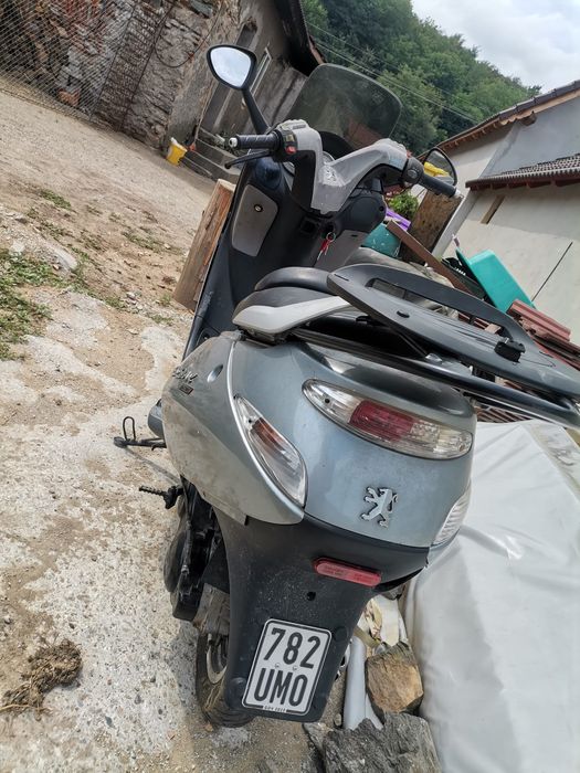 Vând scuter piaggio gy6 de 50cc 4t