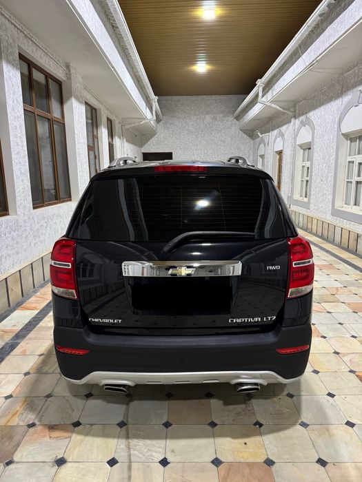 Captiva 2015yil qora