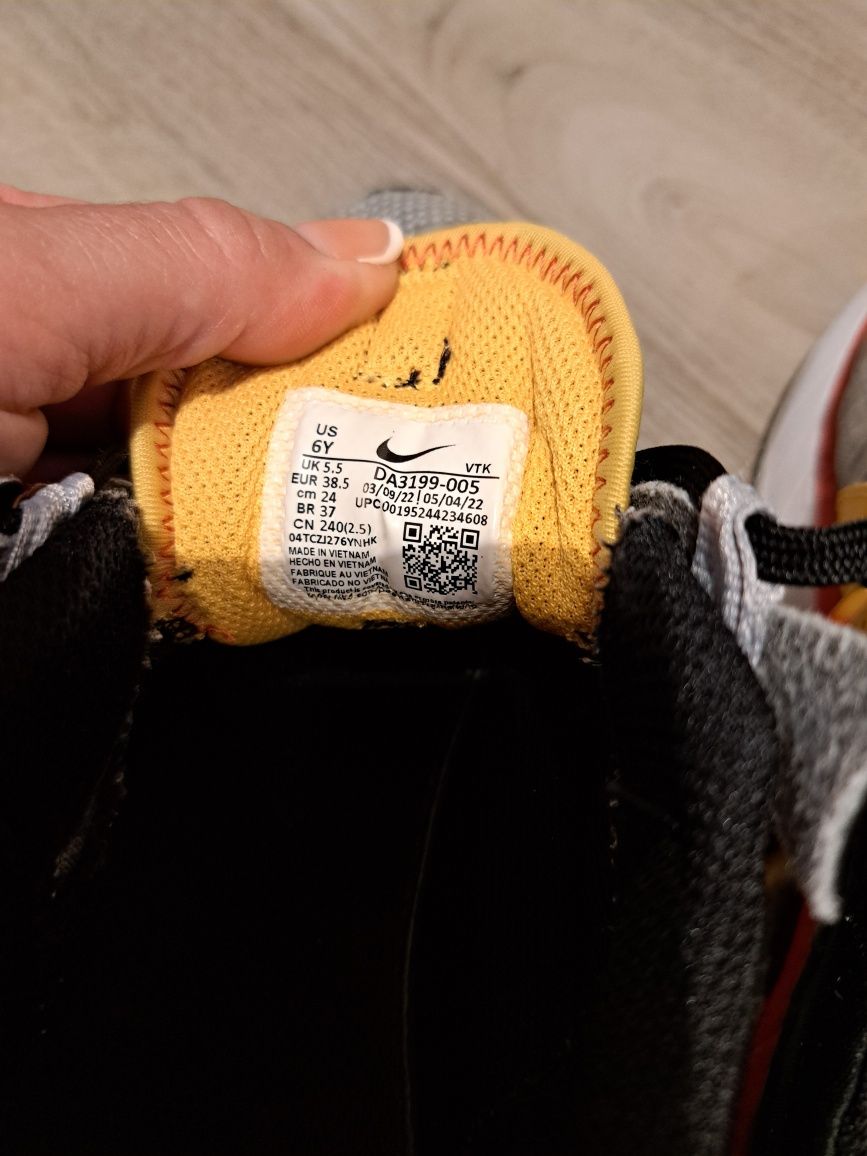 Маратонки Nike Air Max 2021