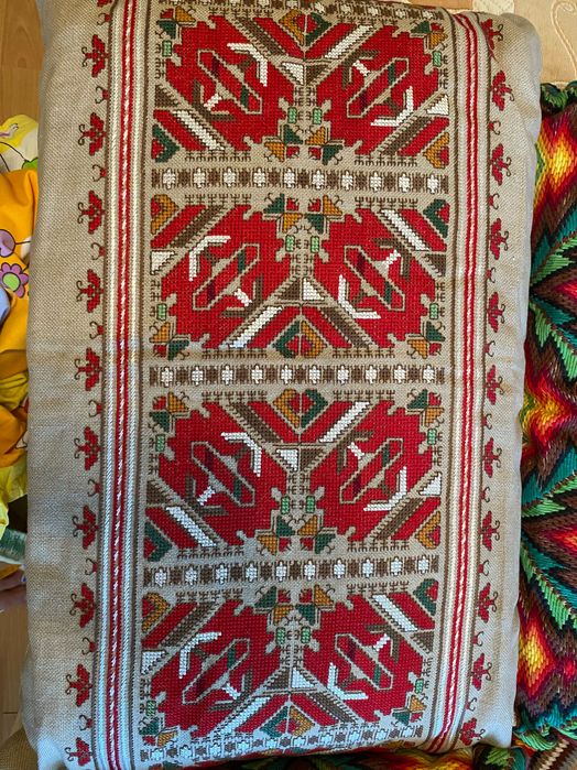 Ръчно бродирани калъфки за възглавници