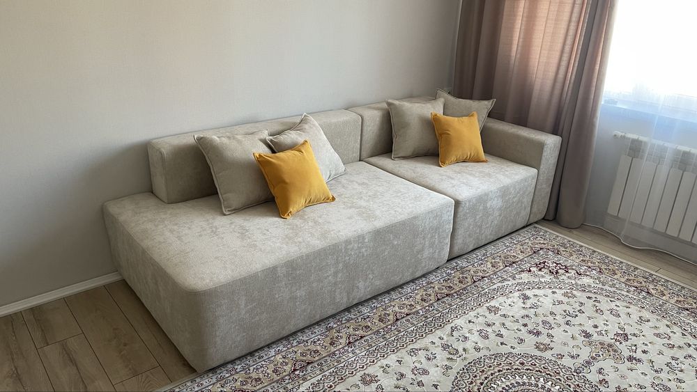 Продам Дизайнерский диван