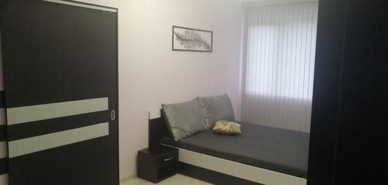 Дава се под наем Тристаен апартамент в Пловдив, Южен - 97 кв.м за 561 € - Снимка #2