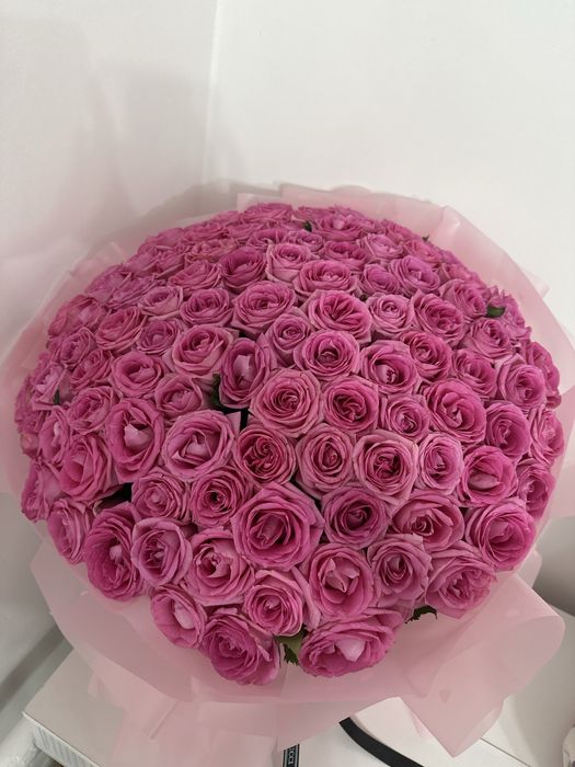 Свежий букет 101 роза 15000 тг