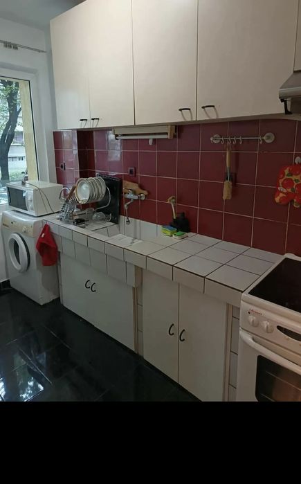 Дава се под наем