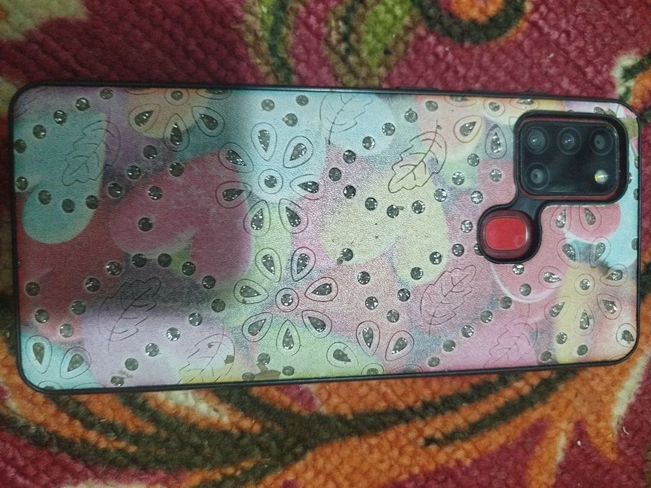 Самсунг А 21 сотилади