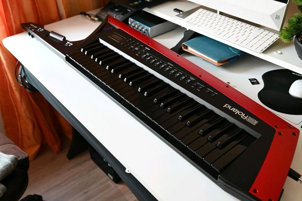 Roland AX-Edge Black