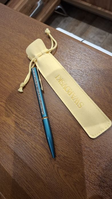 Химикалка  SWAROVSKI