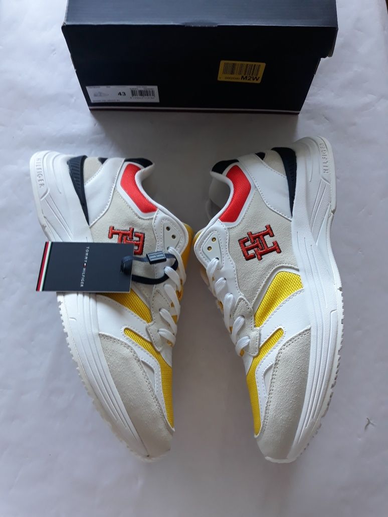 TOMMY HILFIGER nr 43 originali