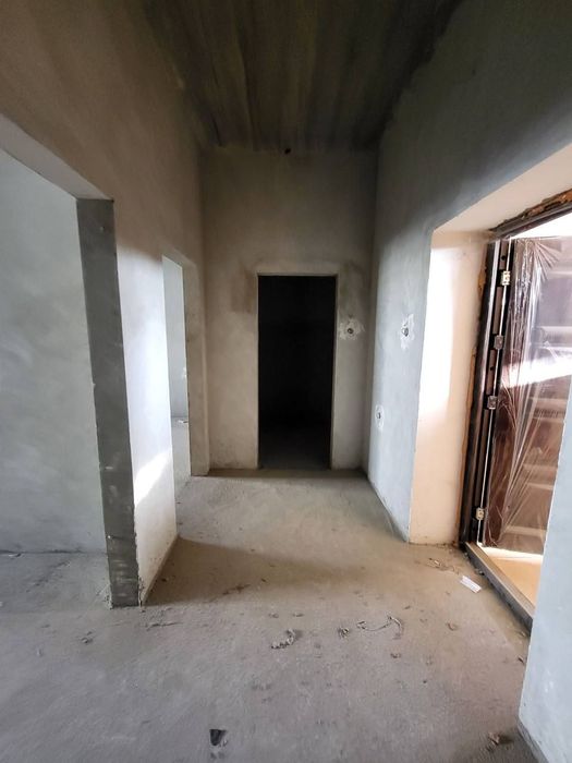 Maslazavod tomonda 2 xonalik qilingan korobka sotiladi