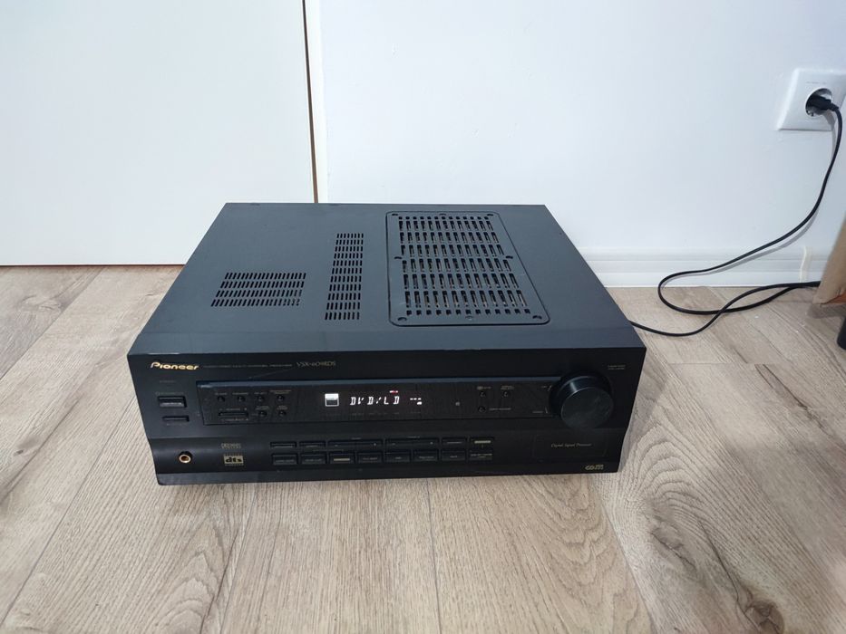 Amplificator Pioneer VSX-609RDS statie 560Wati amplituner