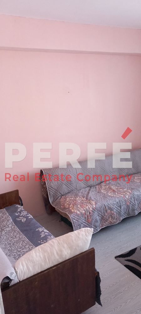 Дава се под наем Двустаен апартамент в Бургас, Славейков - 63 кв.м за 255 € - Снимка #1
