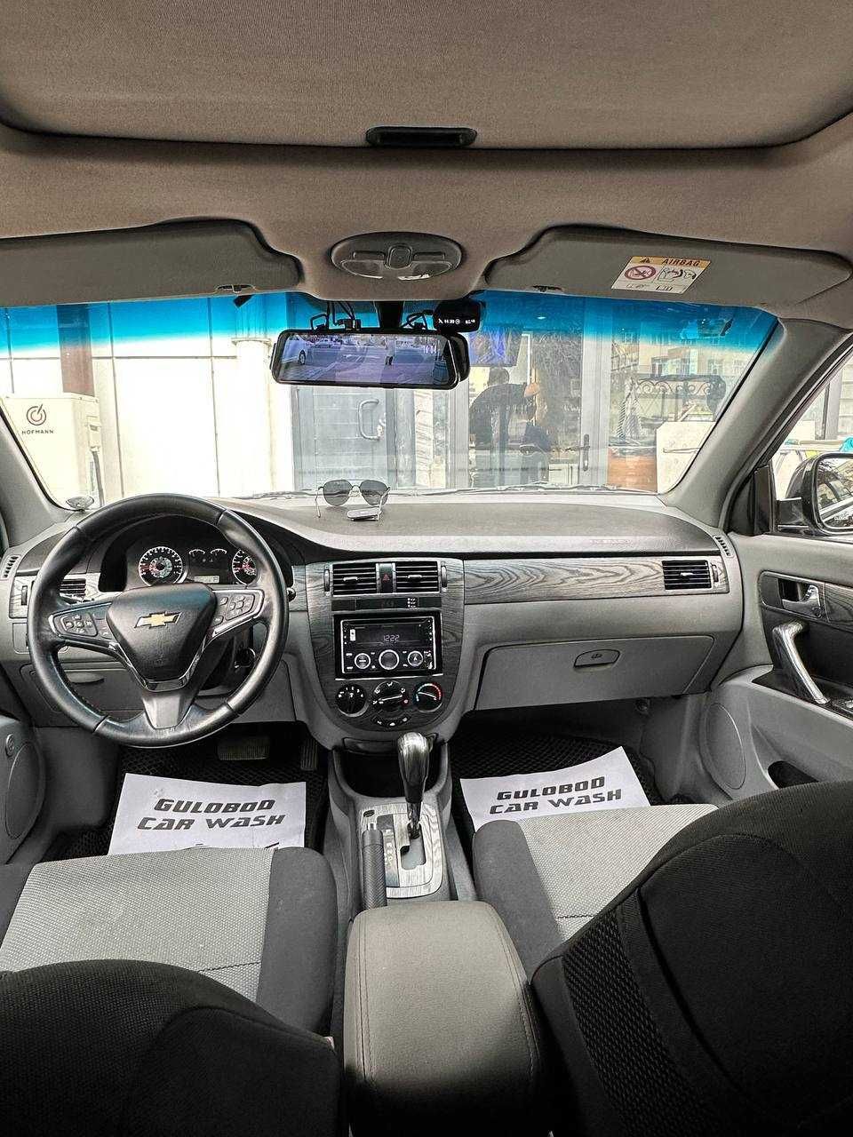 Продаётся автомобиль GENTRA автомат