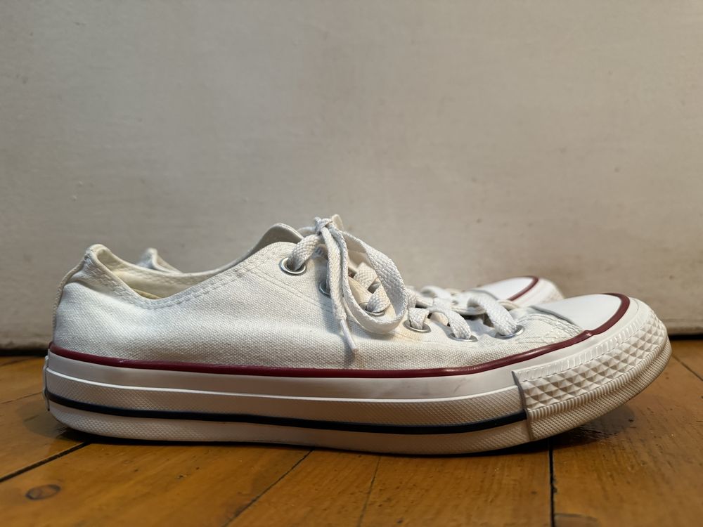 Converse Конвърс ниски бели 38 номер