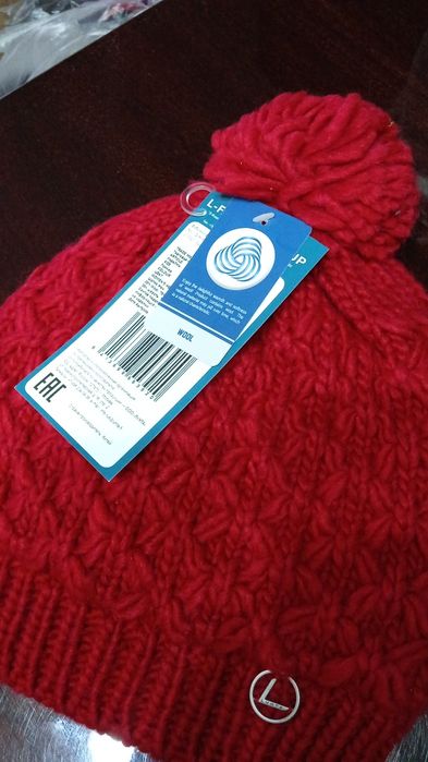 Вязаная шапка для девочек. Фирма  Luhta Финляндия.