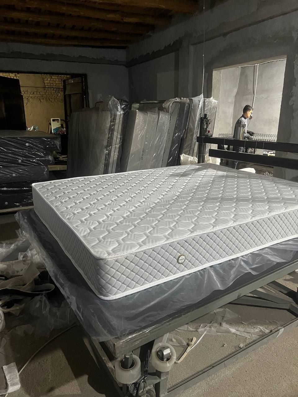 Matras ishlab chiqazamiz