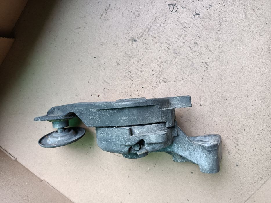 Întinzător curea accesorii Audi Vw 1.9 tdi