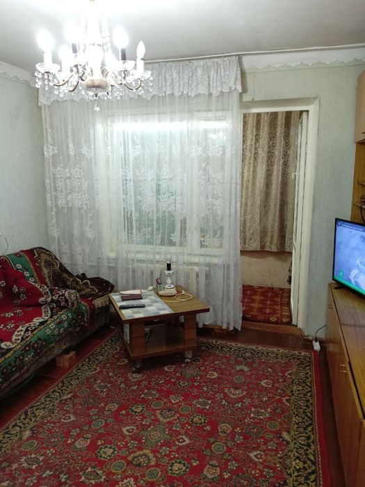 Продаётся 1ком 1эт 4эт Абдулы-Каххара