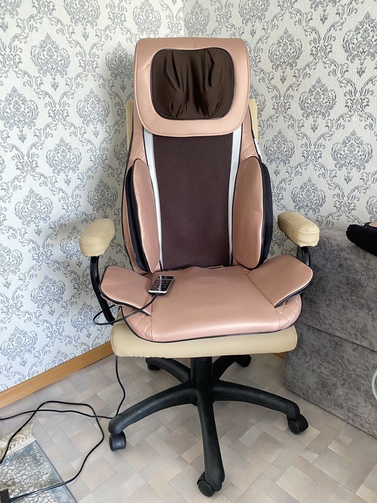 Продам вибромассажное кресло