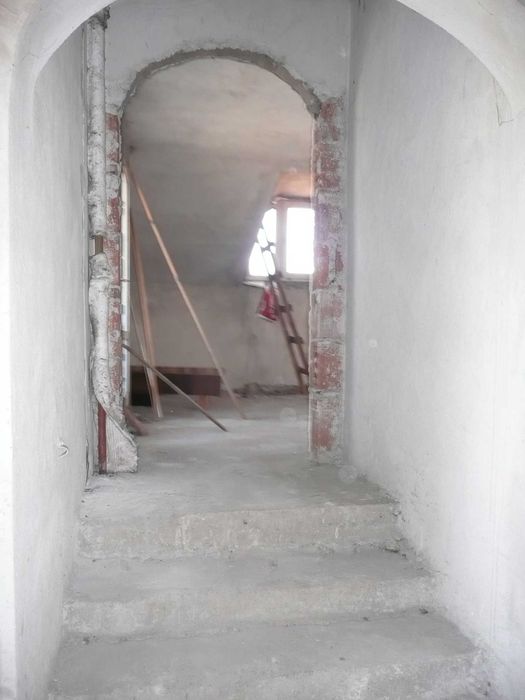 Двуфамилна масивна жилищна сграда в гр. Перник, кв. Байкушева махала