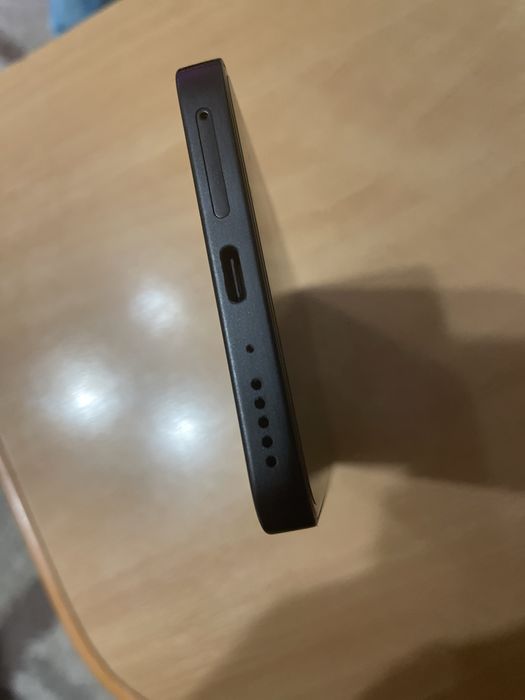 Redmi Note 13 256gb новый почти, 1 мес