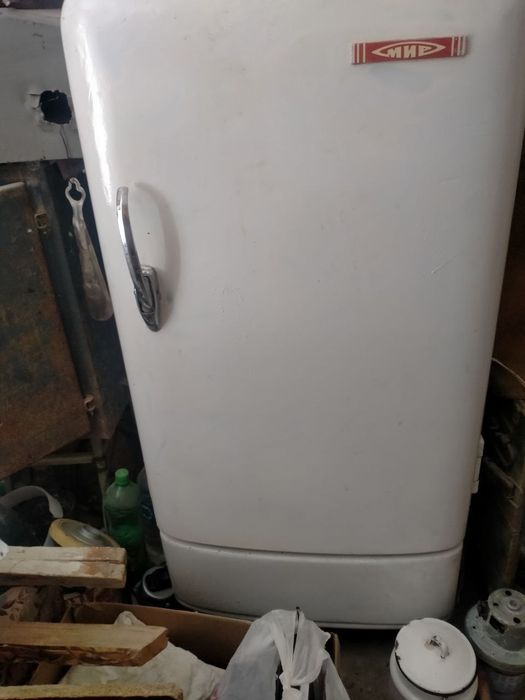 Продам холодильник