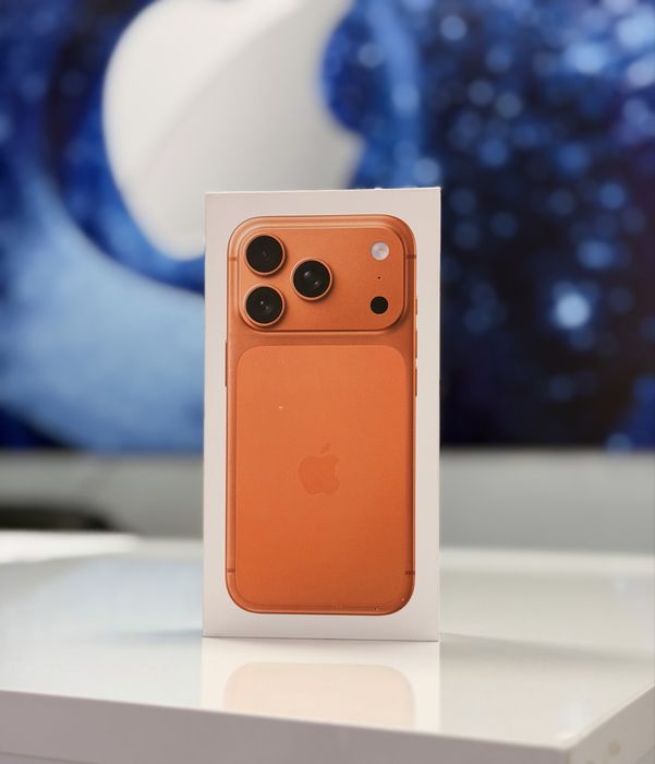 iPhone 17 Pro Cosmic Orange 256GB Нов фабрично запечатан