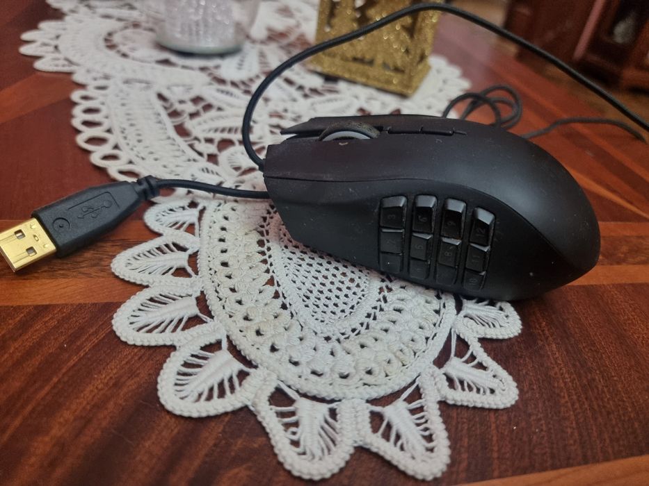 Mouse Razer nega Chroma RGB
