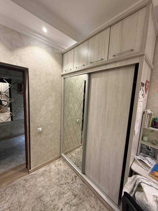 Продается шкаф в отличном состоянии